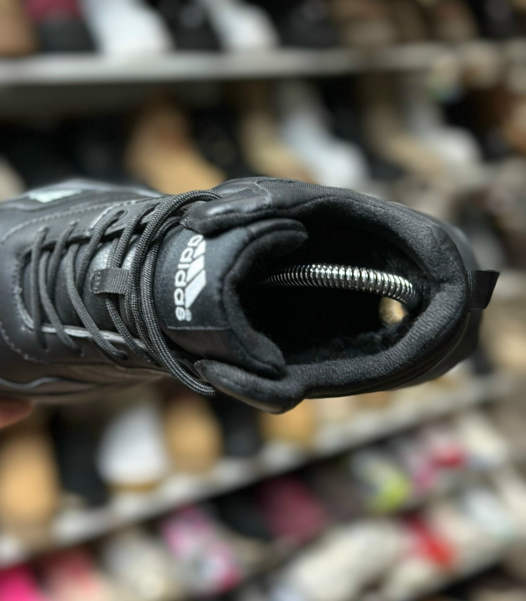 кроссовки мужские зимние adidas gore-tex с мехом,кроссовки зимние мужские adidas,зимние кроссовки adidas,кроссовки мужские зимние adidas с мехом,кроссовки зимние адидас мужские new collection 2026