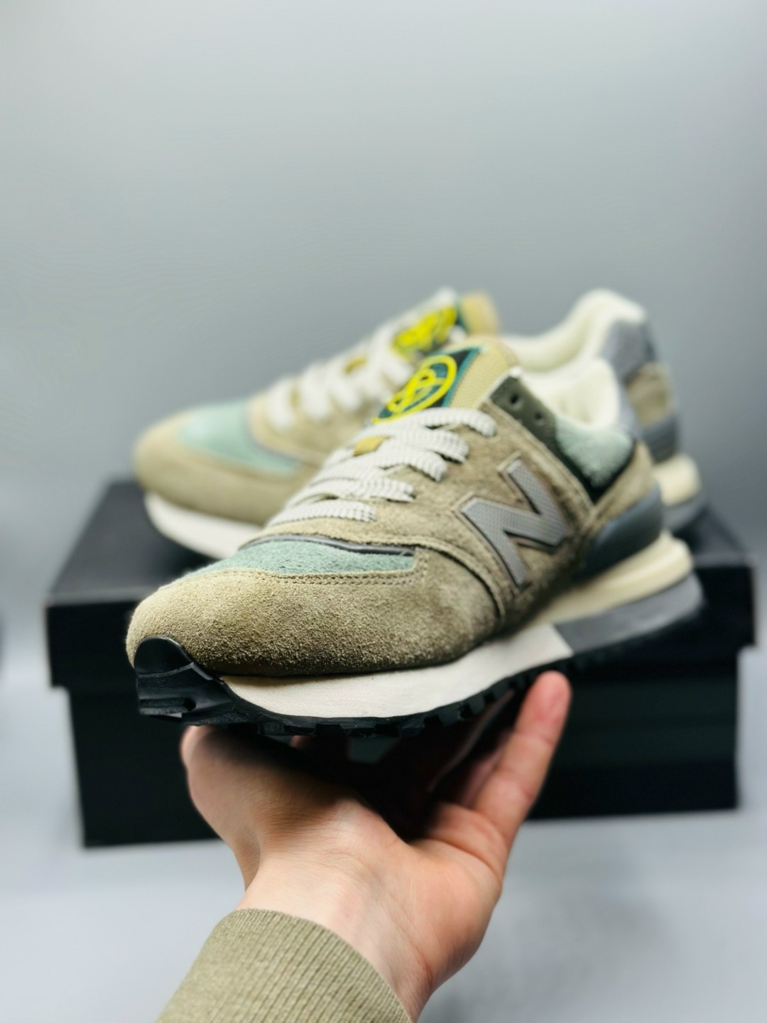кроссовки new balance 574 stone island,мужская спортивная  new balance 574 stone island,кроссовки new balance 574,кроссовки stone island x new balance 574,кроссовки замша