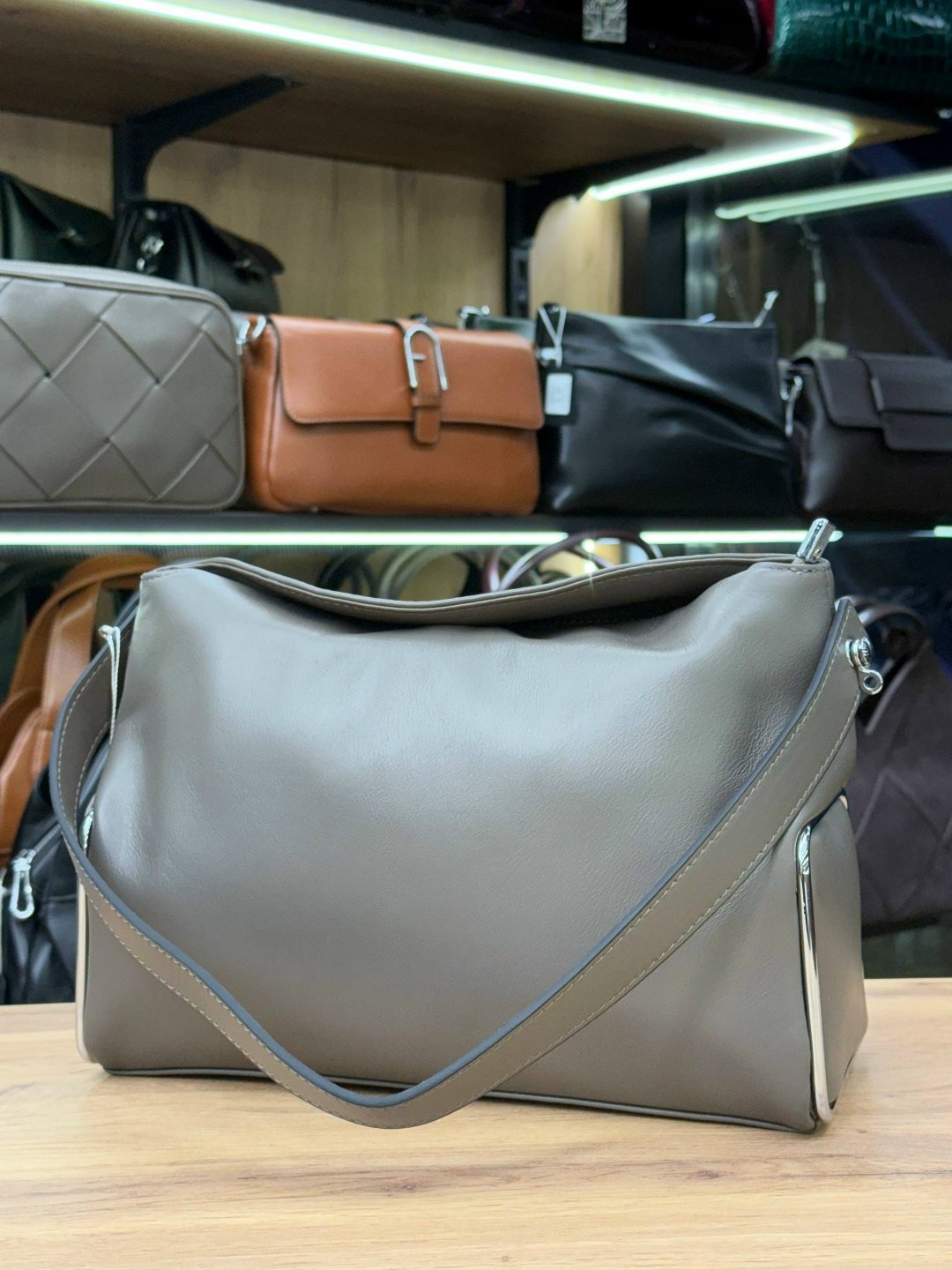 сумка,сумка женская,женская сумка большая,сумка кожаная,сумка кожа