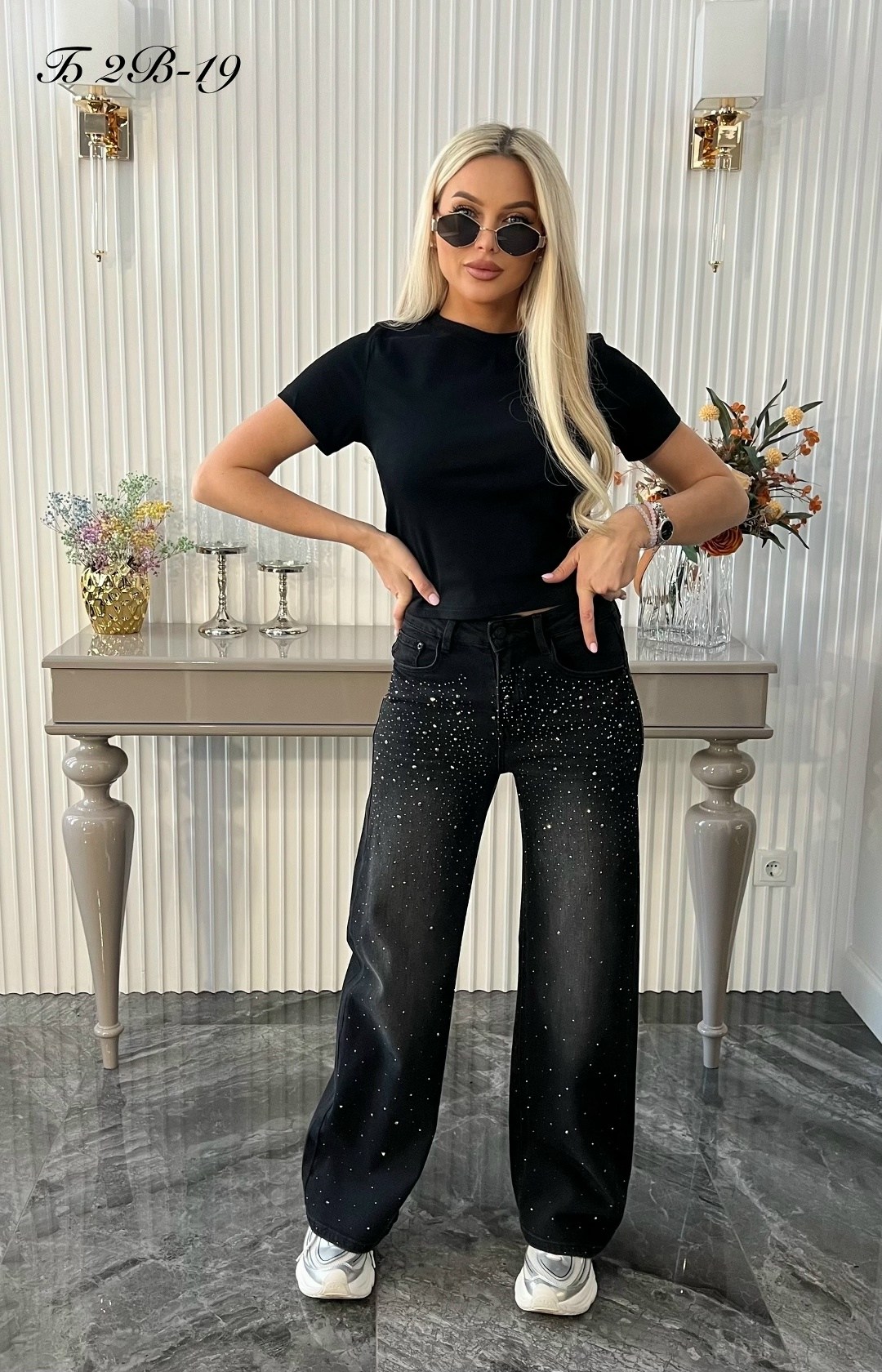 джинсы со стразами,женские джинсы со стразами,джинсы труб со стразами,брюки со стразами,джинсы женские