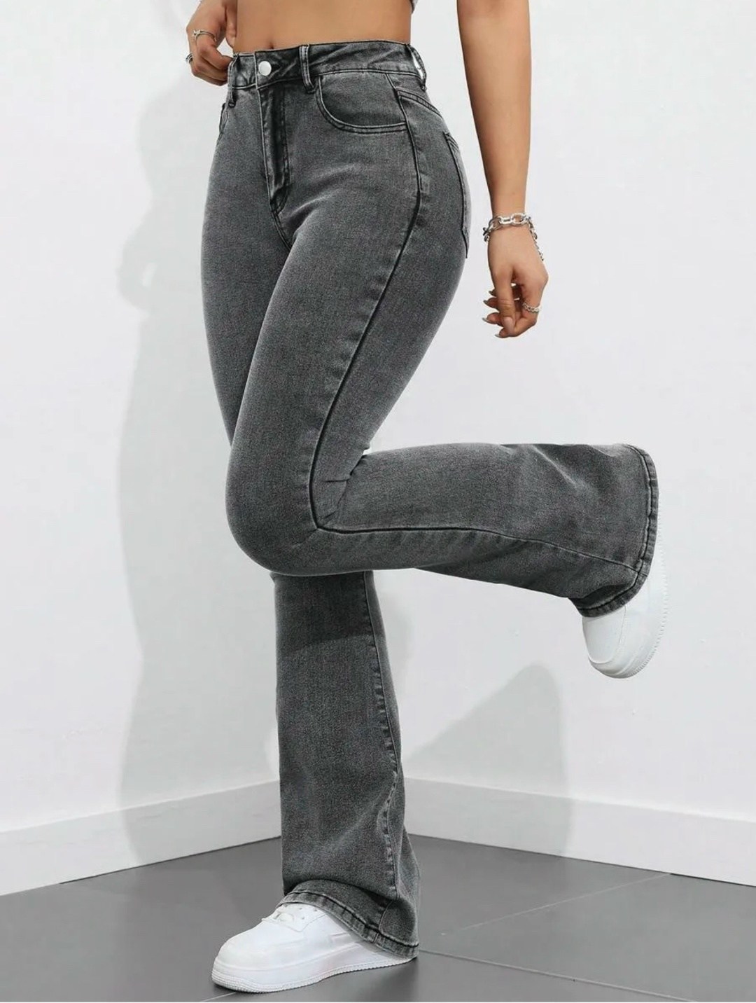 джинсы клеш,женские джинсы,серые джинсы женские с завышенной талией,джинсы клеш женские,современные джинсы