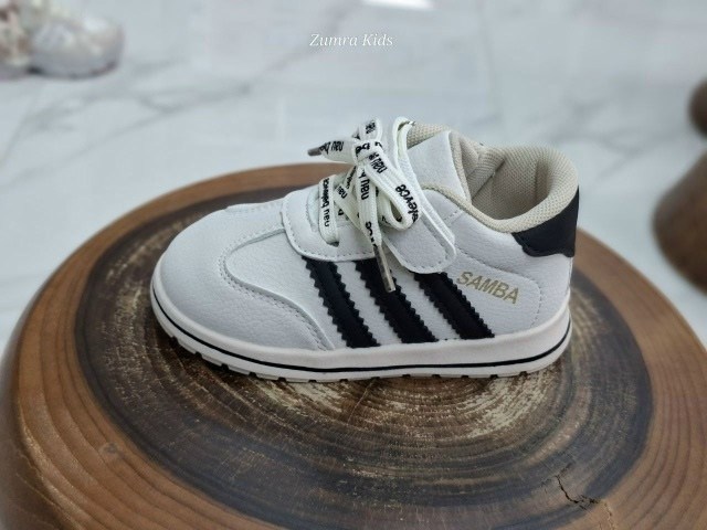 ,детские кроссовки, детская,кроссовки адидас детские 21 размер черные,кроссовки детские adidas