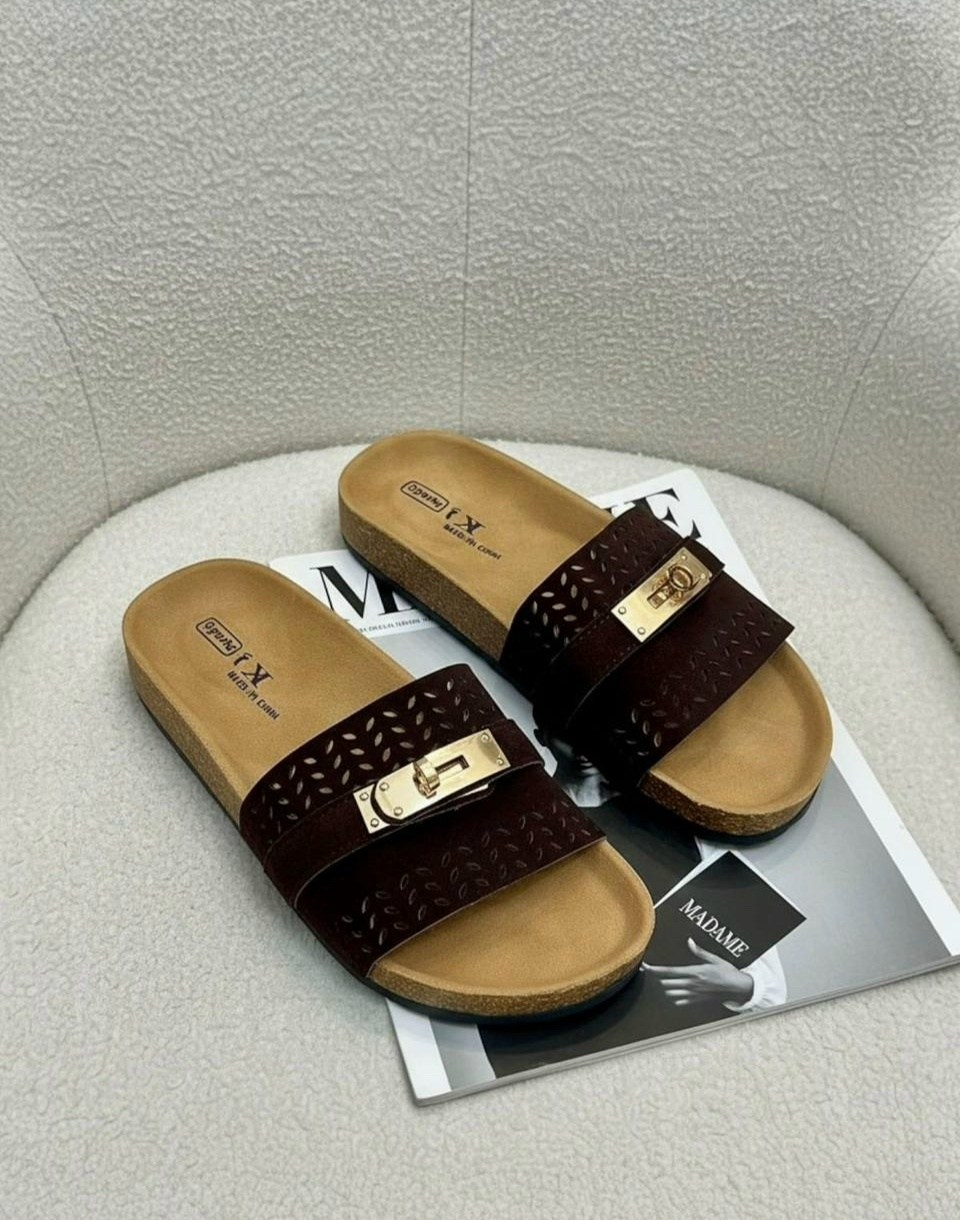 шлепанцы женские,,шлепки женские,тапочки модные, женская