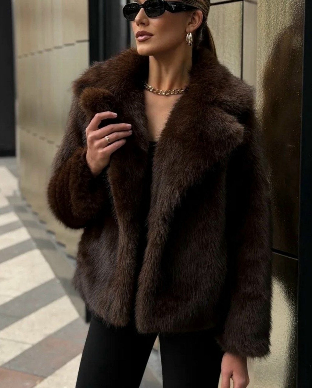 шуба из енота,полушубок из натурального меха енота размер м,полушубок из енота,женская шуба,шуба