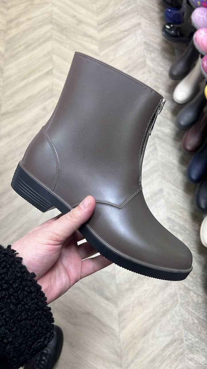 женские резиновые сапоги,резиновые сапоги,резиновые сапоги женские короткие стильные,,модные резиновые сапоги