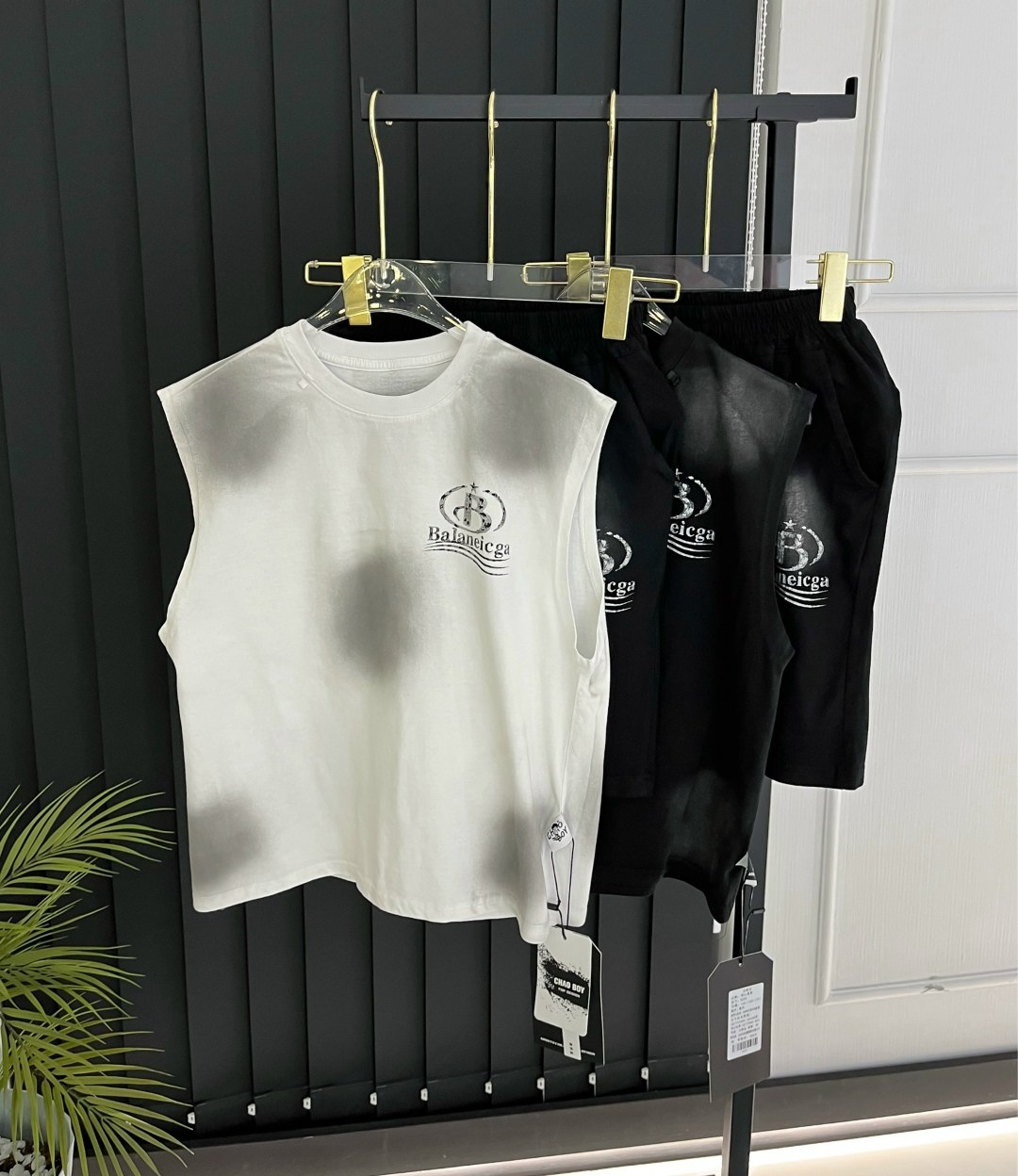 футболки модные,майка,футболки женская,жилет повседневный,топы модные