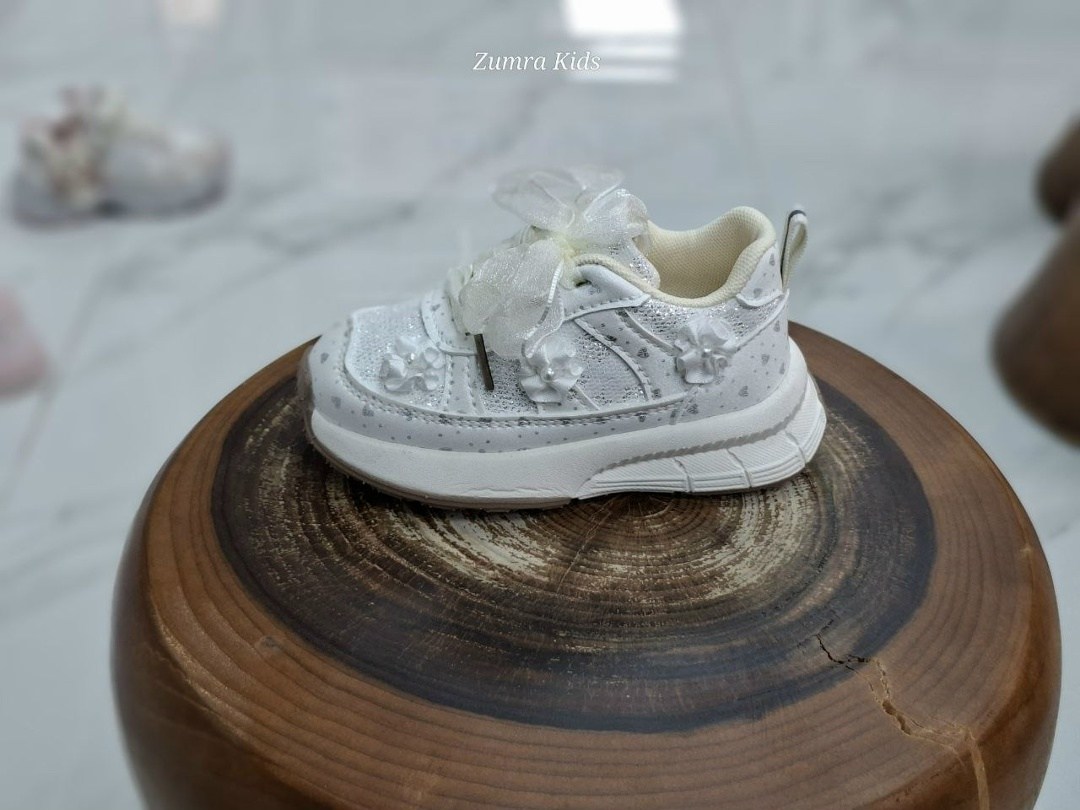 ,детские кроссовки,кроссовки для детей,модные кроссовки,кроссовка детская