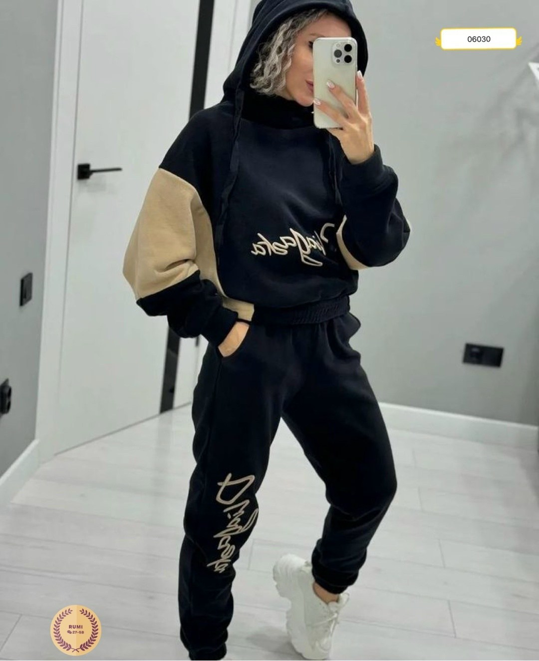 cпортивный костюм женский на флисе,костюм женский спортивный,костюм на флисе,спортивные костюм,костюм на флисе