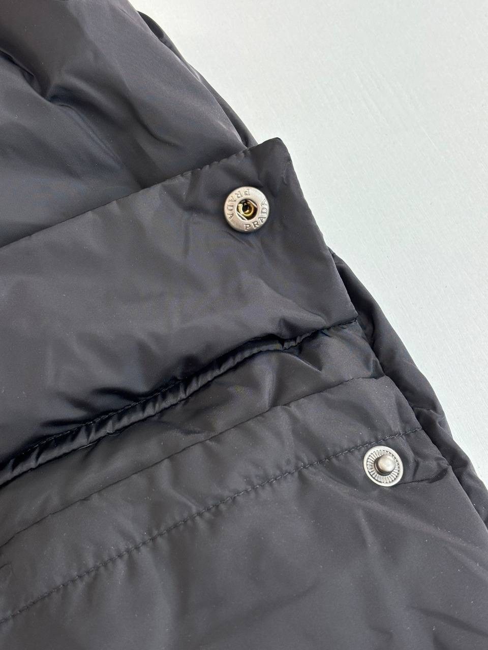 жилетка prada,жилет prada,жилетка прада,жилетка мужская prada,жилет прада