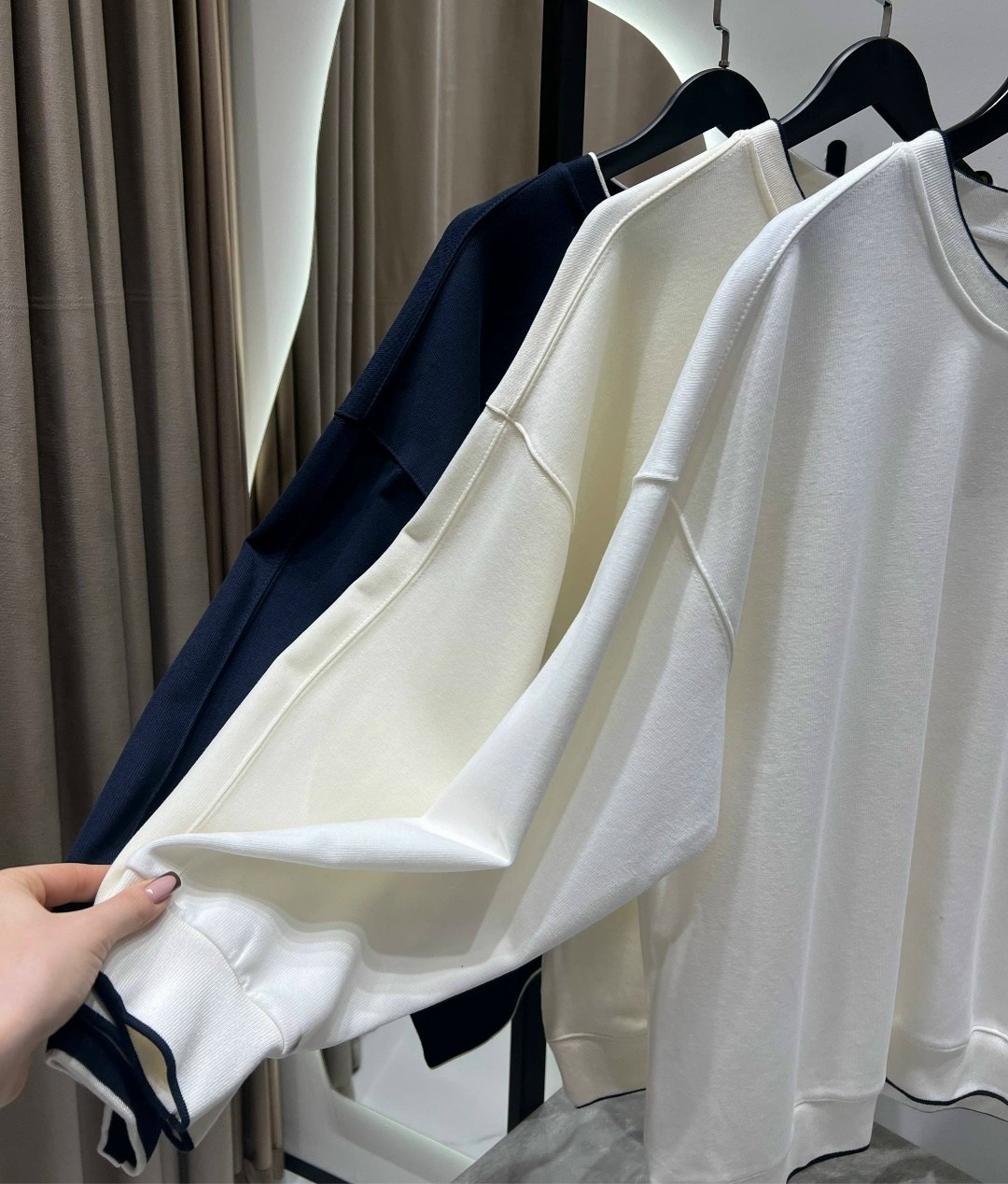 базовый свитшот,свитшот женский,кофта,трикотажный свитшот,толстовки свитшот