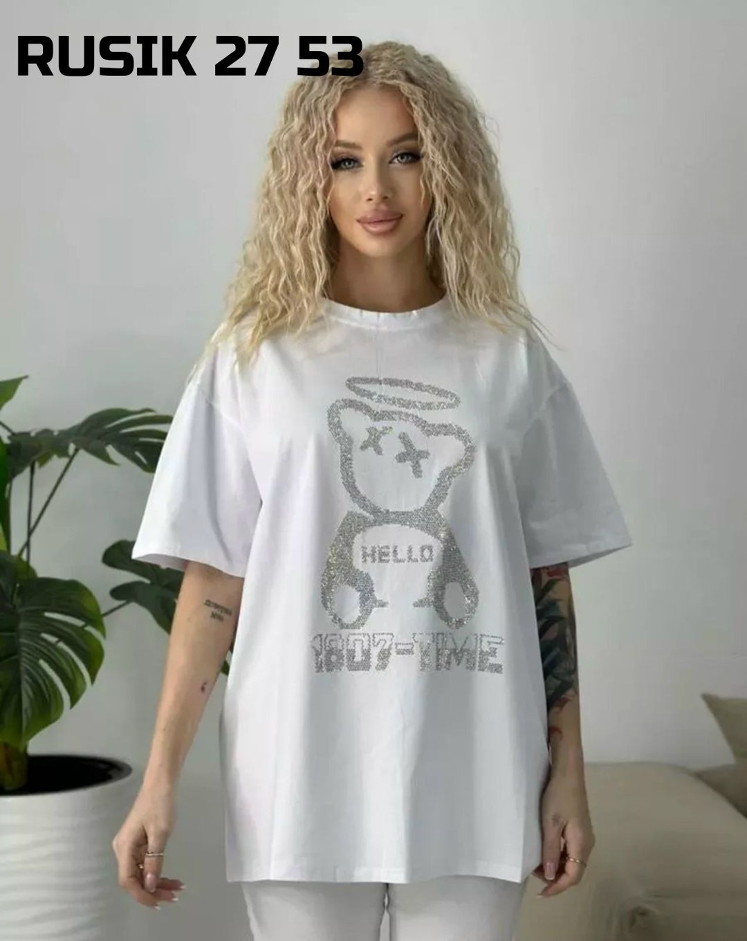 футболка оверсайз базовая со стразами,футболка для женщин с принтом,женская футболка,футболка с стразами,футболка женская со стразами