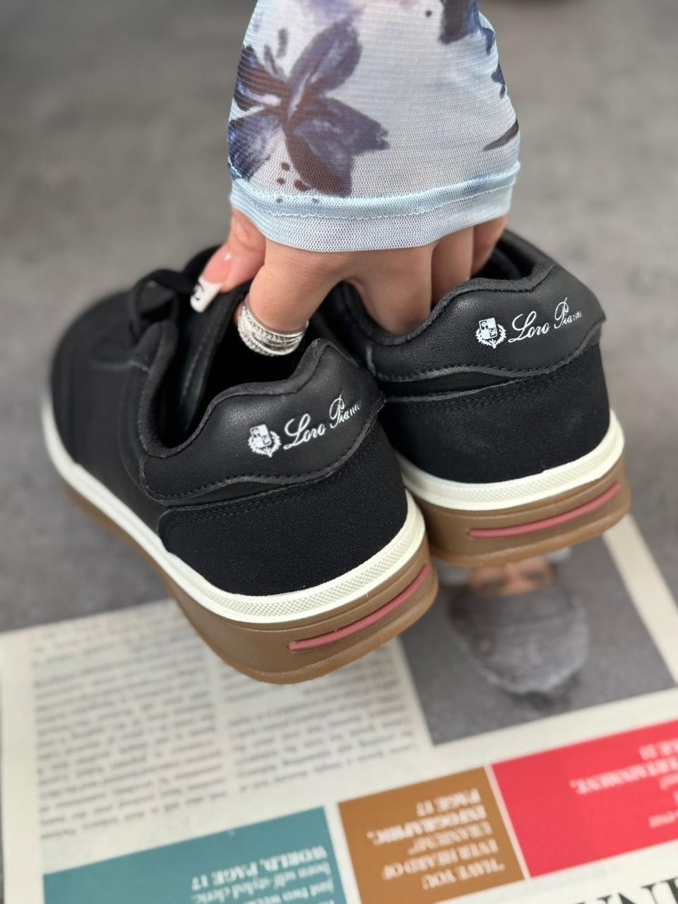 женские кроссовки из замши loro piana черные,женские кроссовки,,кеды женски,кроссовки и кеды