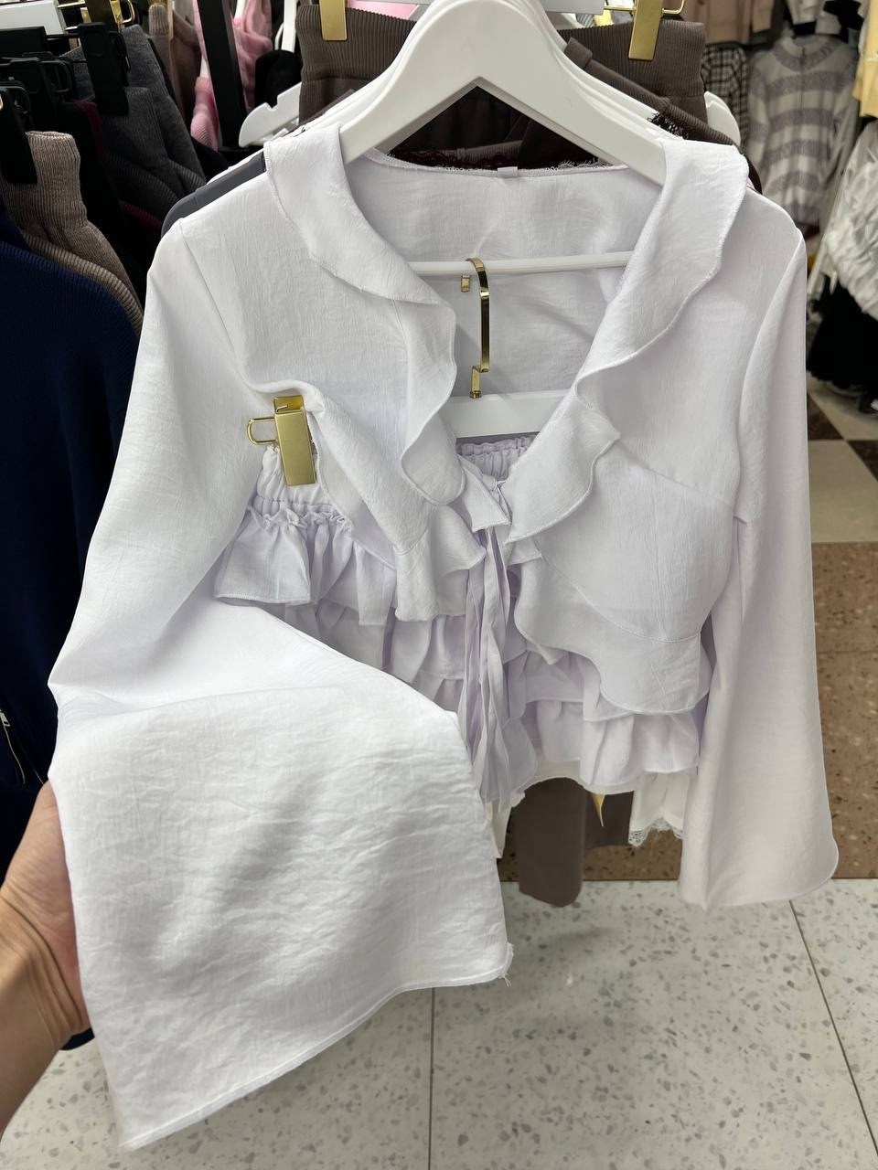 блузка с оборками,блузка нарядная,блузка с рюшами,блузка с воланом,блузка с рюшками