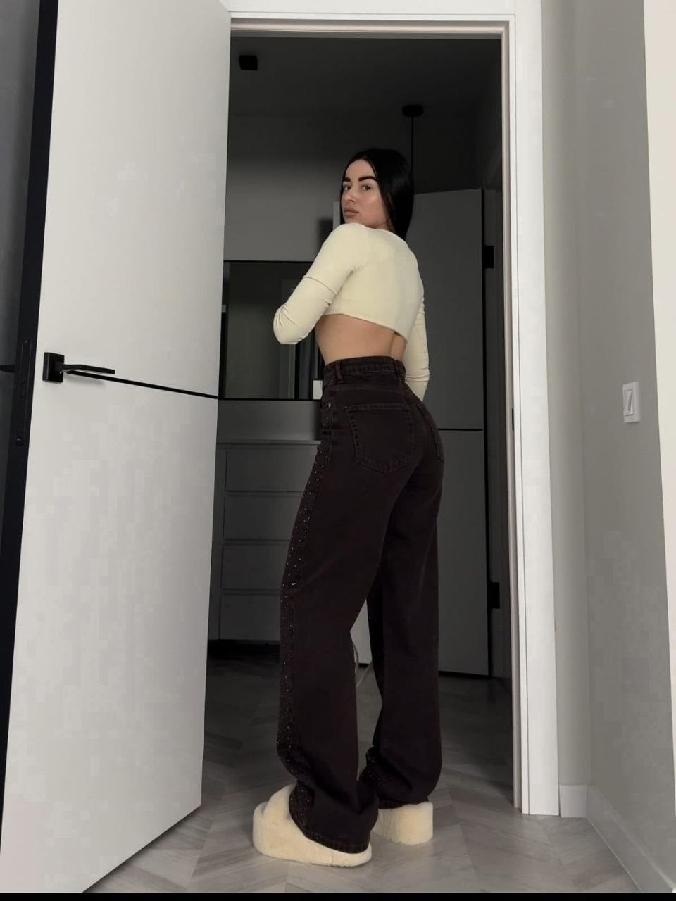 джинсы со стразами,женские джинсы,женские джинсы со стразами,стильные джинсы,брюки джинсы