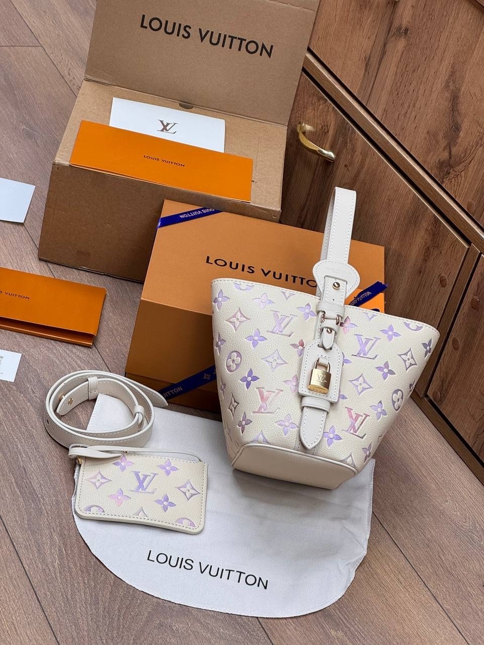 louis vuitton сумка на плечо,louis vuitton сумка,сумка louis vuitton женская,сумка на плечо louis vuitton louis vuitton,модная сумка louis vuitton