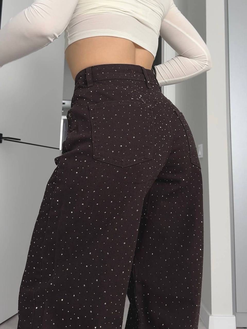 джинсы со стразами,женские джинсы со стразами,черные джинсы со стразами,джинсы mango со стразами,джинсы черные со стразами mom purpose 212685721