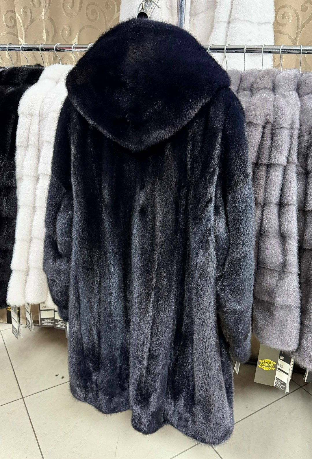 шуба из меха европейской норки с капюшоном,норковая шуба с капюшоном,шуба норковая,шубка из меха европейской норки с капюшоном цвет графит,шубка из меха европейской норки с капюшоном
