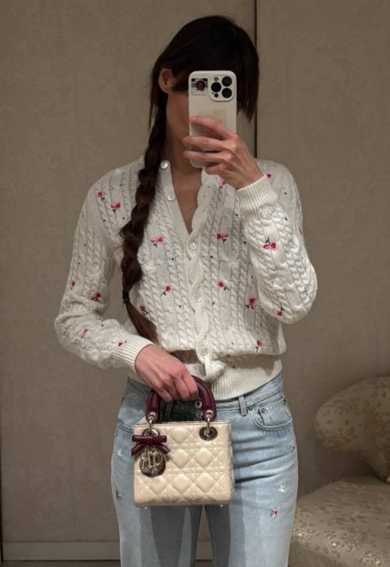 вязаный кардиган,вязаные свитера,кофта вязаная,кардиган с вишнями,кардиган