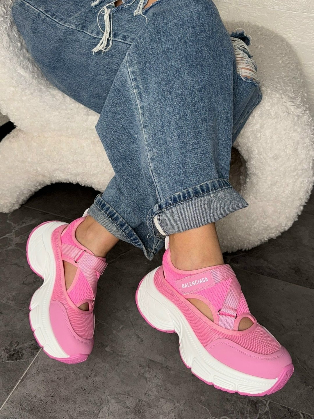 кроссовки женские balenciaga,кроссовки баленсиага красные,кроссовки balenciaga,кроссовки баленсиага женские,баленсиага