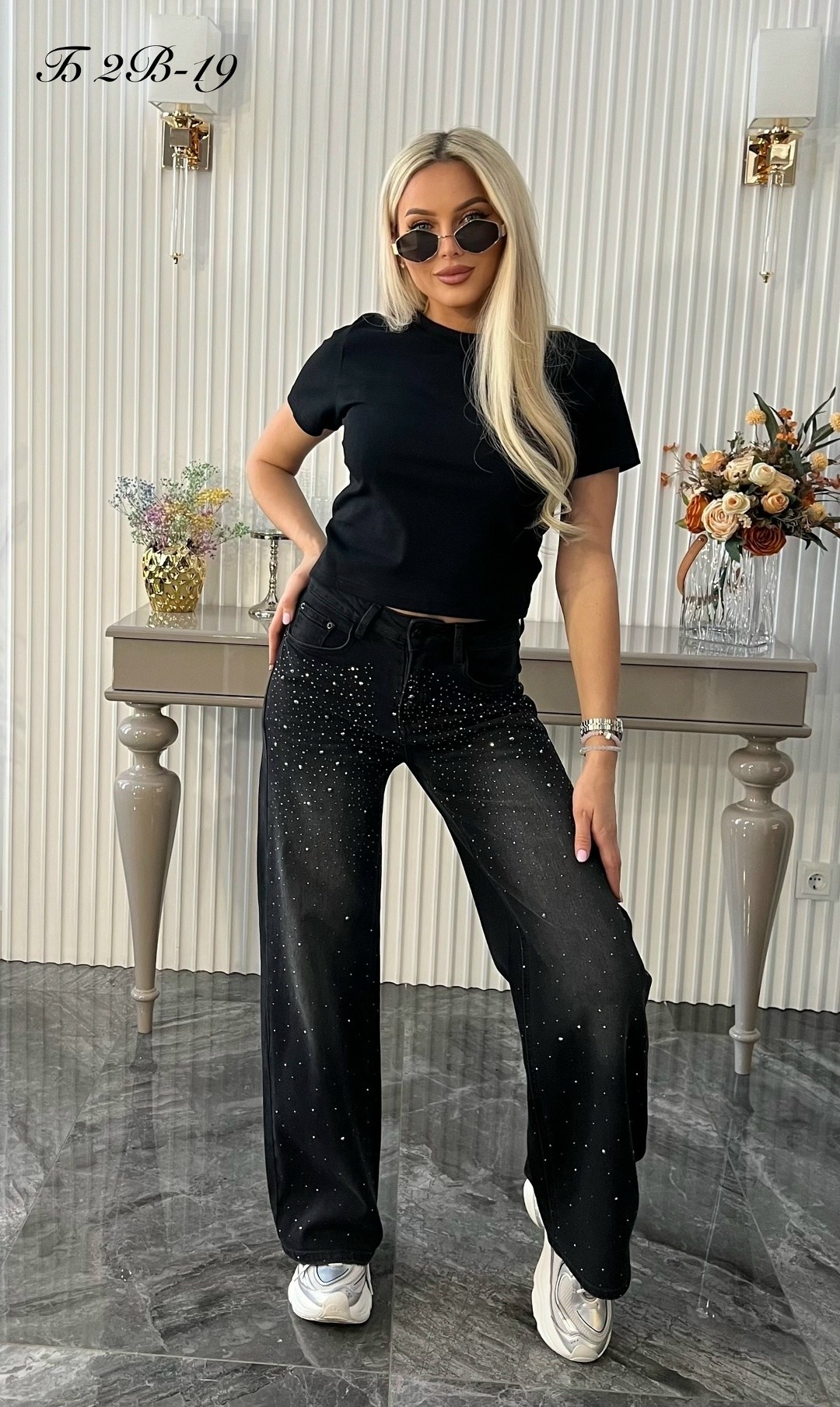 джинсы со стразами,женские джинсы со стразами,джинсы труб со стразами,брюки со стразами,джинсы женские