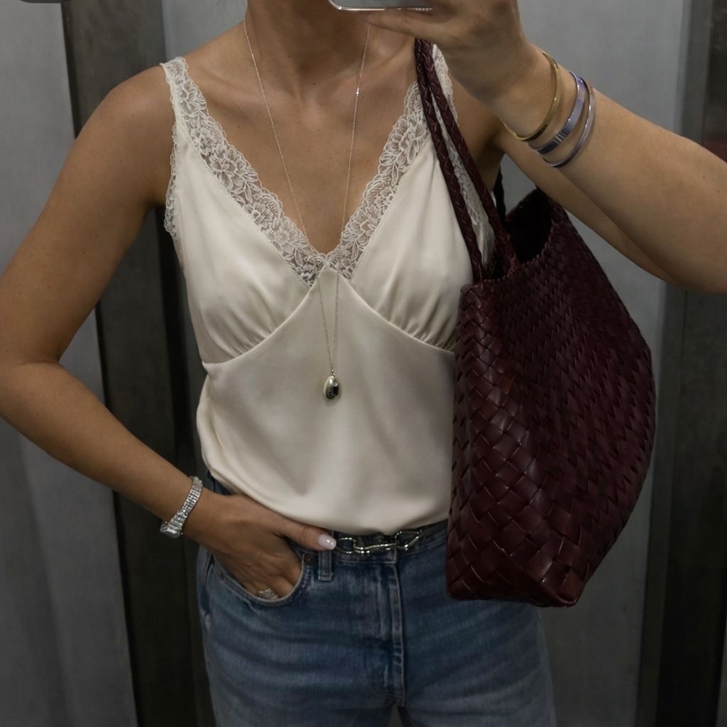 шелковый топ,майка с кружевами,топ с кружевом,шелковый топ с кружевом,топ атласный с кружевом