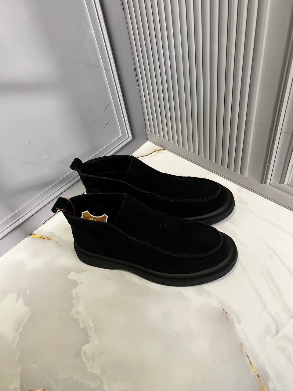 ,замшевые ботинки loro piana коричневые,santoni замшевые лоферы коричневый,замшевые коричневые лоферы loro piana,ботинки лоро пиано