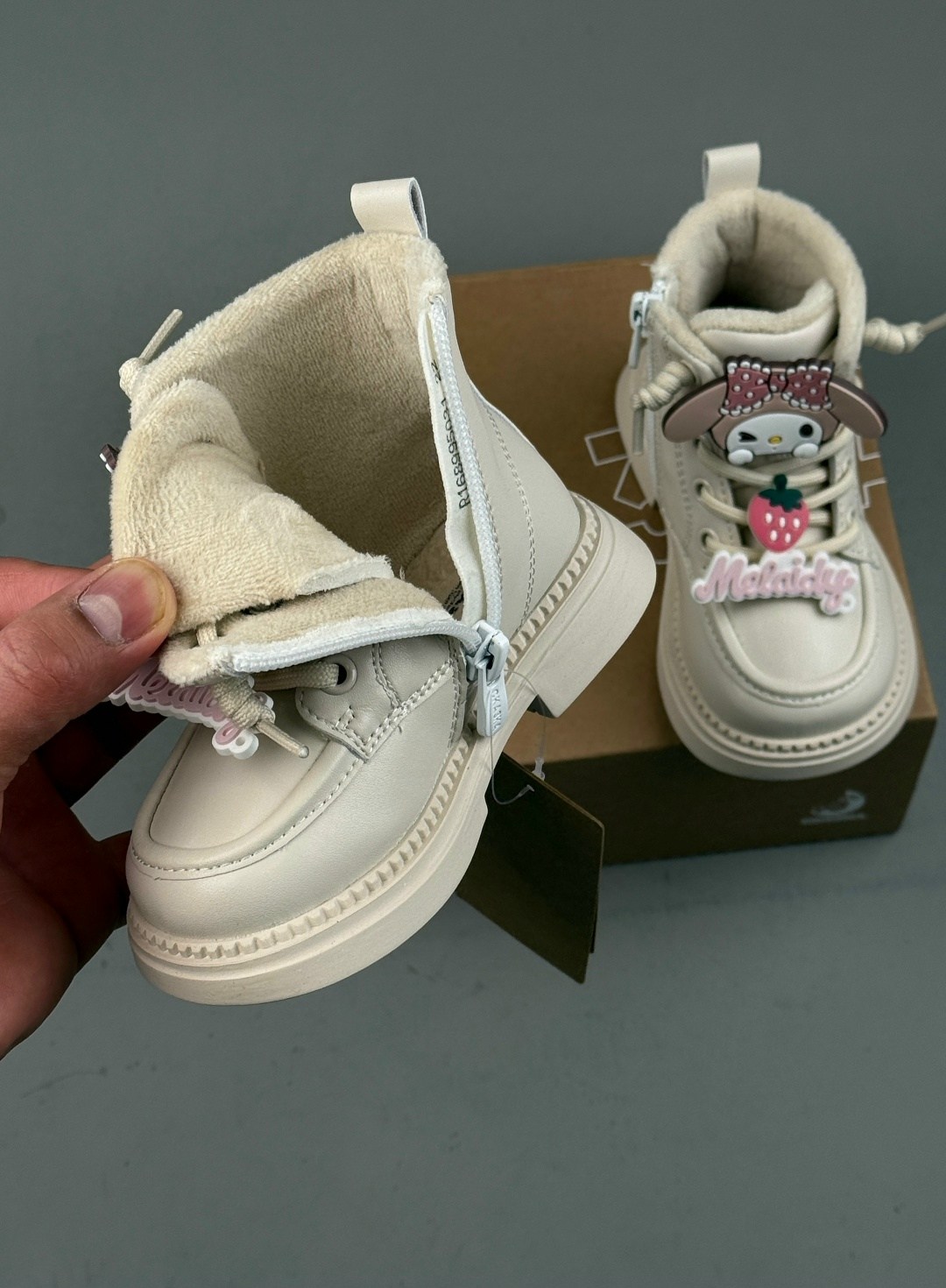 ботинки для девочек,,ботинки детские,демисезонные ботинки для девочек,детские ботинки для девочек