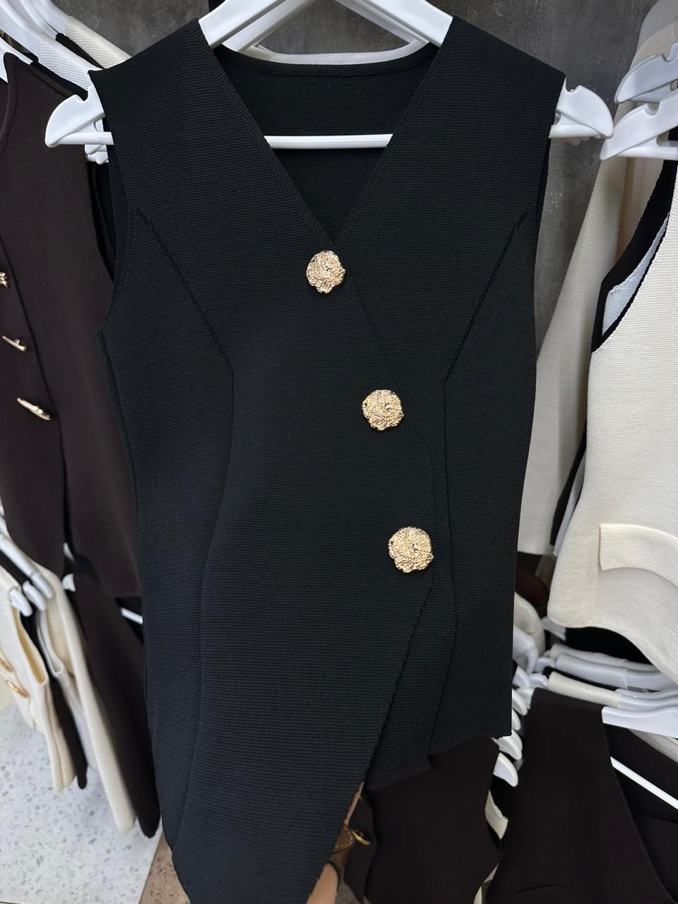 жилет женский,жилетка женская,трикотажный жилет,женский вязаный жилет,жилет