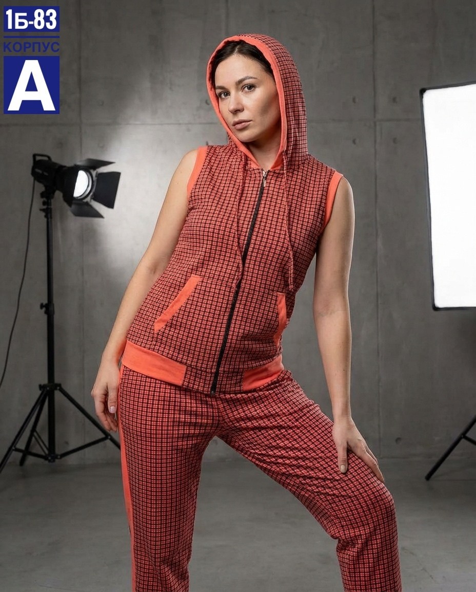 спортивный костюм в клетку женский,женские костюмы,стильные костюмы,костюм женский спортивный,спортивный костюм в клетку