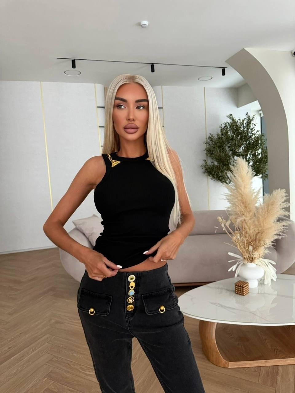 майка топы,женская майка,майка комплект,moschino платье с цепочным декором,платье с цепочным декором