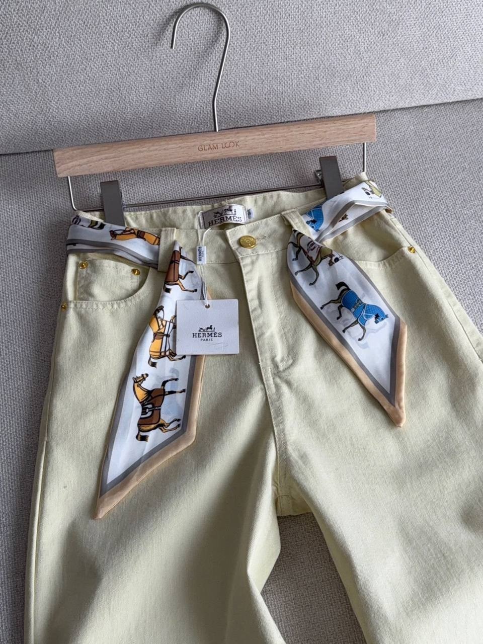 джинсы широкие,брюки джинсы,джинсы женские широкие,бежевые джинсы,брюки светлые