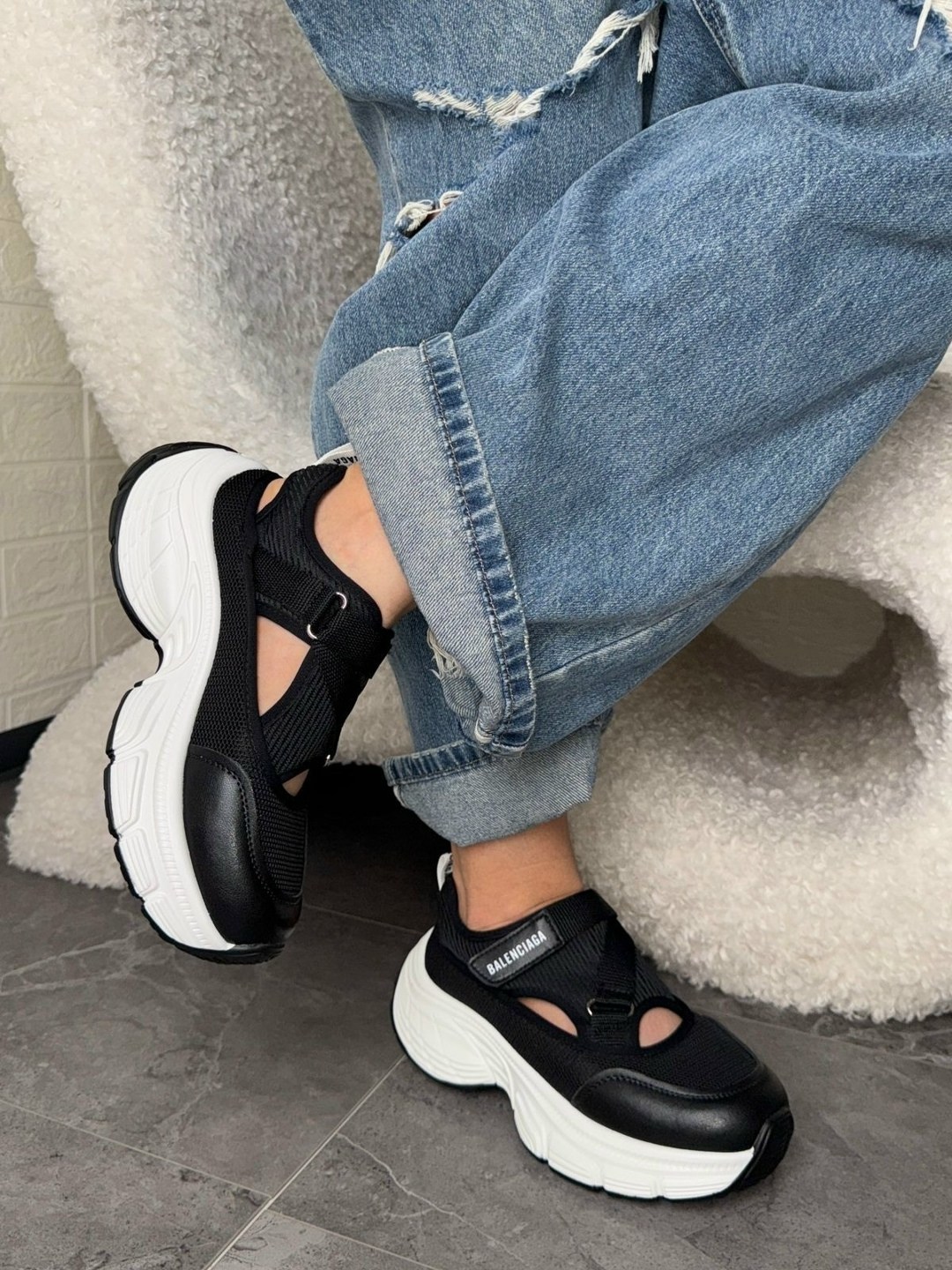 кроссовки женские balenciaga,кроссовки баленсиага красные,кроссовки balenciaga,кроссовки баленсиага женские,баленсиага