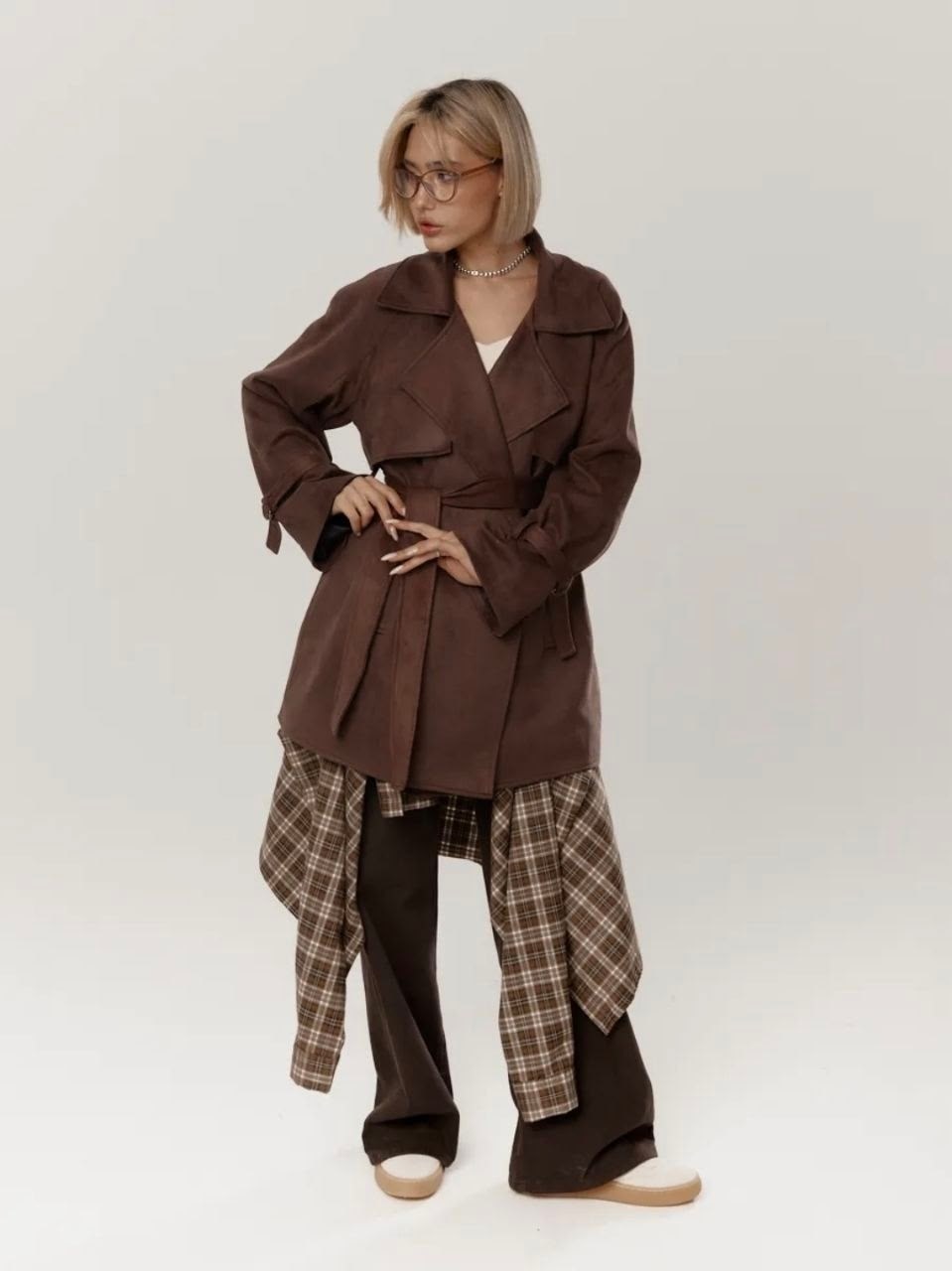 замшевая куртка,замшевый тренч,куртка-тренч укороченная замшевая,куртка замшевая женская,замшевая куртка с поясом