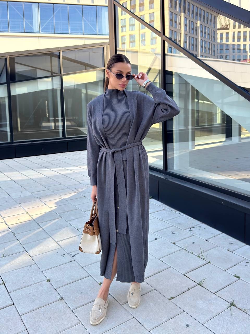 серое пальто,пальто кардиган,длинный кардиган,костюм женский,платье кардиган
