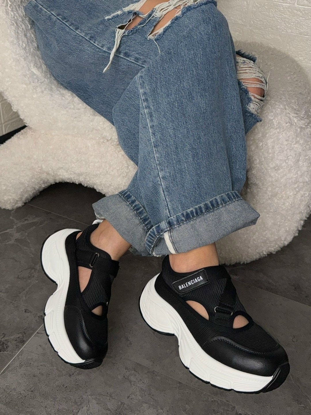 кроссовки женские balenciaga,кроссовки баленсиага красные,кроссовки balenciaga,кроссовки баленсиага женские,баленсиага