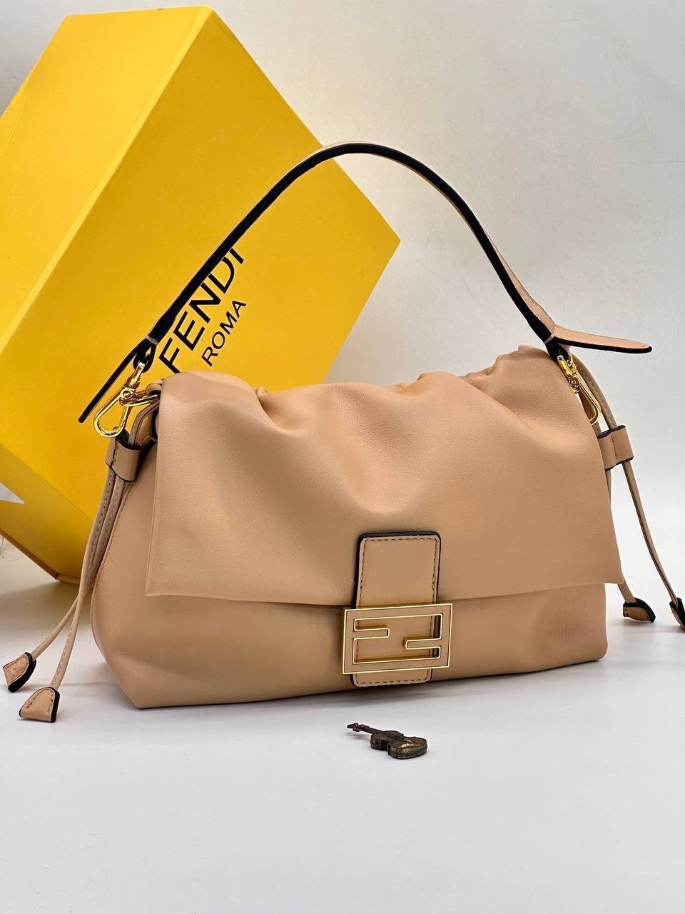 женская сумка fendi,сумка fendi,fendi сумка на плечо,фенди сумка,женская кожаная сумка fendi бежевая 27х10х8