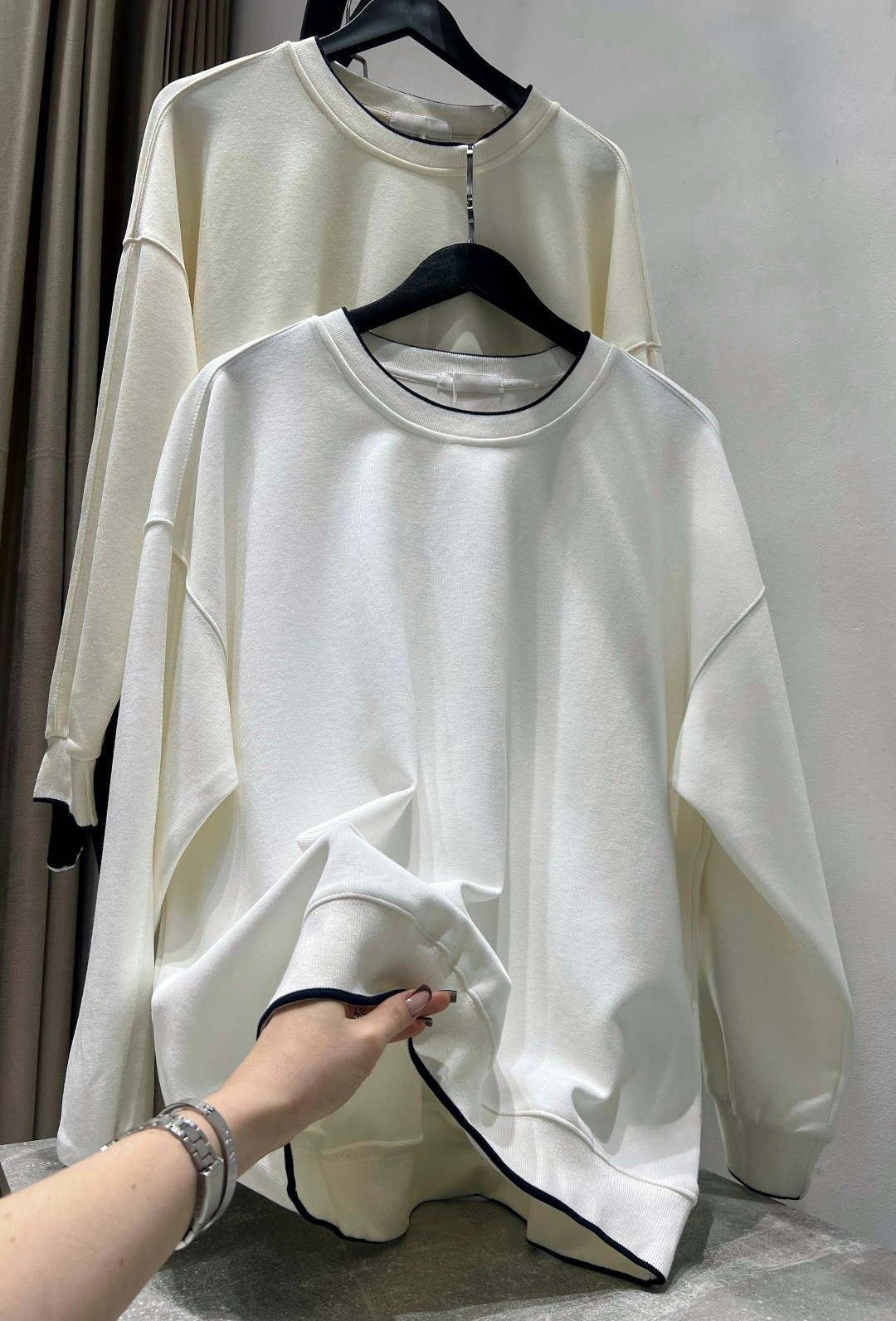 базовый свитшот,свитшот женский,кофта,трикотажный свитшот,толстовки свитшот