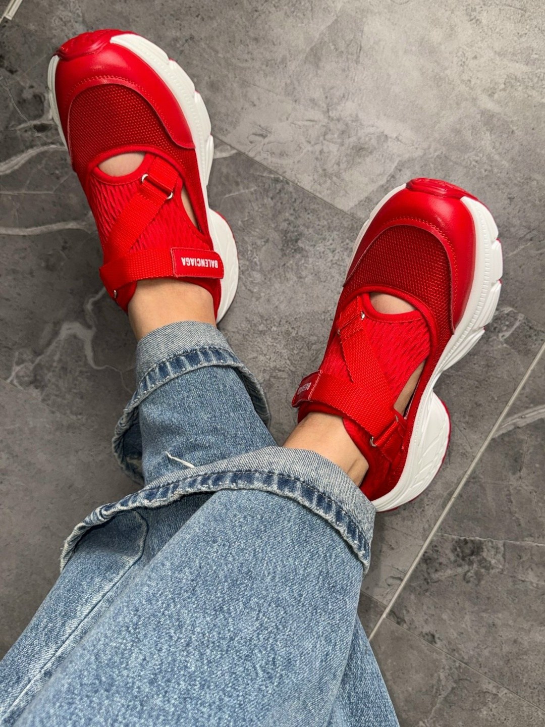 кроссовки баленсиага черные,кроссовки баленсиага трипл с,кроссовки balenciaga,баленсиага кроссовки новые модели,кроссовки