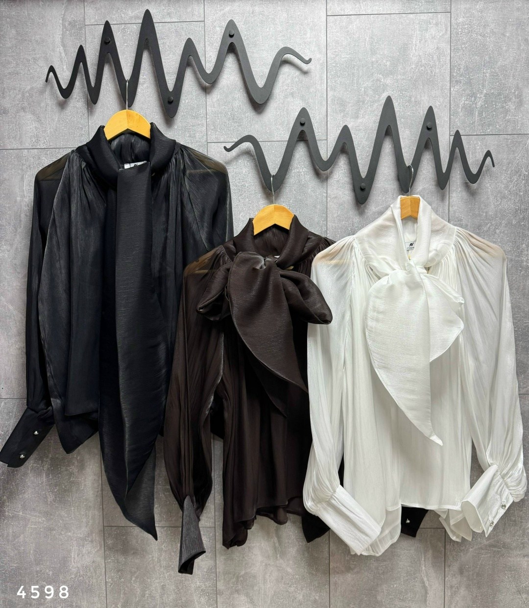 образ с брюками палаццо,брюки палаццо,блузка стильная,образ с черными брюками палаццо,модные брюки