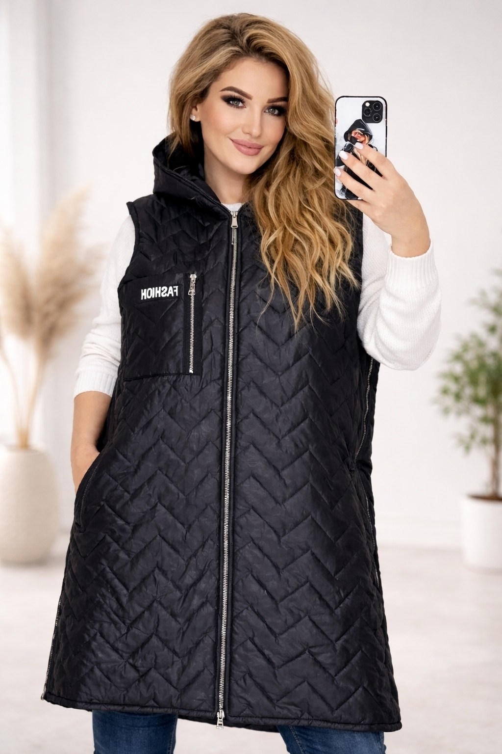 женская жилетка,жилет утепленный больших размеров удлиненный с капюшоном stark plus,жилетка на синтепоне,жилет утепленный fashion smart,демисезонная жилетка