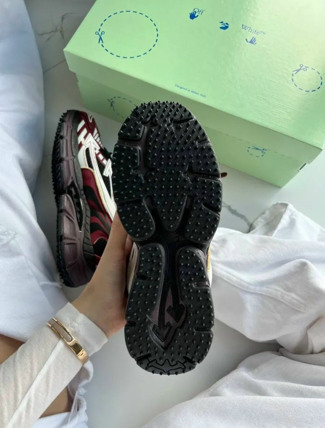 кроссовки off-white be right back бордовые,кроссовки off-white be right back,,спортивная ,кроссовки мужской