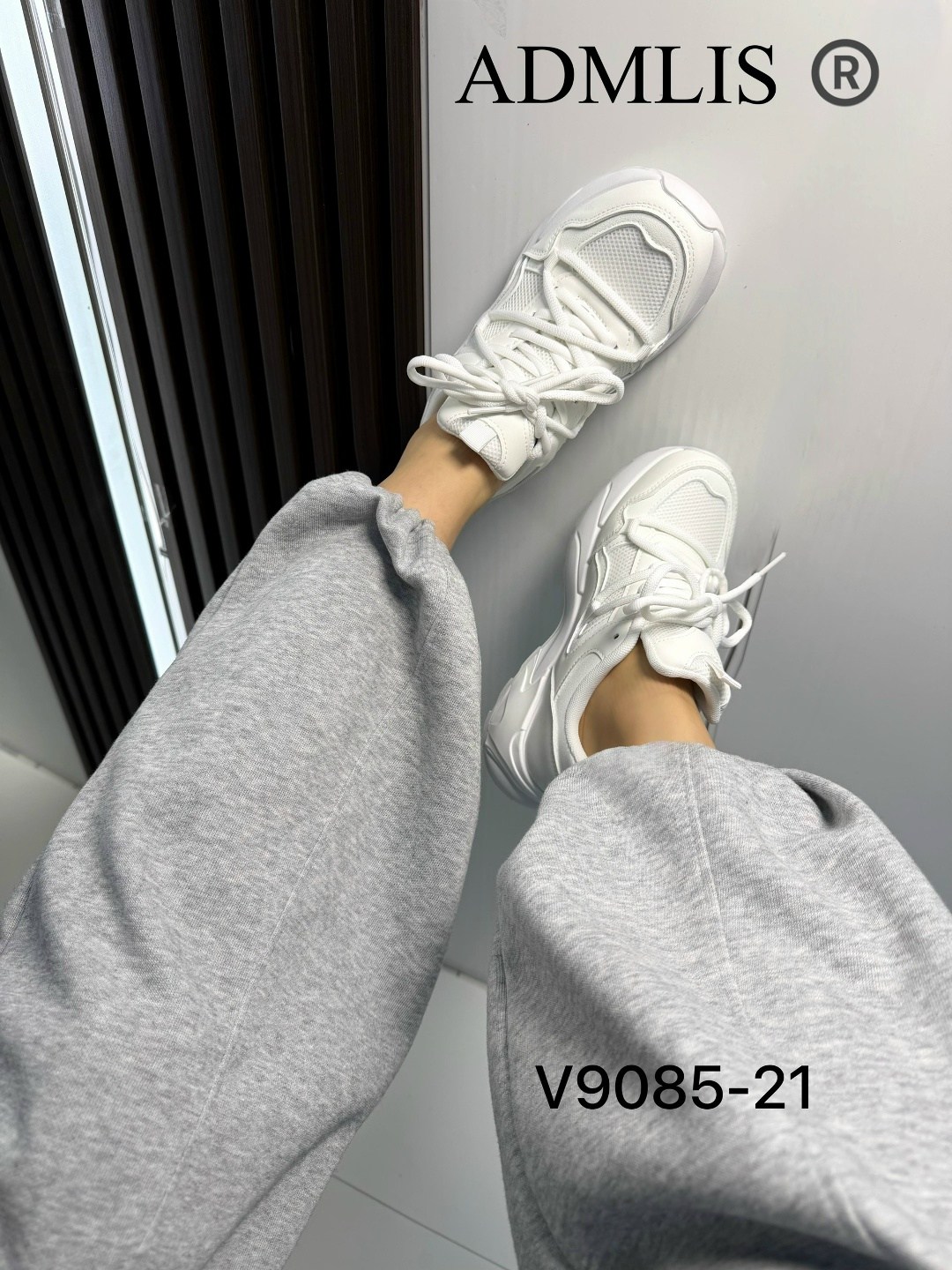 ,кроссовки женскиe,массивные кроссовки женские,массивные кроссовки,модные кроссовки