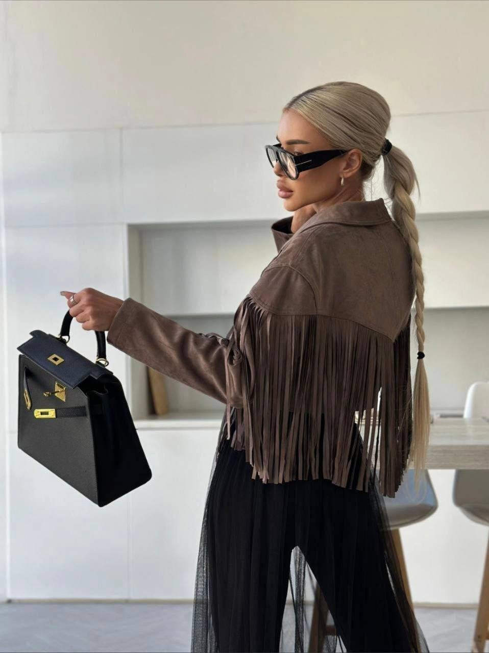 женская замшевая косуха с бахромой yves saint laurent,косуха с бахромой,замшевая куртка косуха,эффектная замшевая косуха с бахромой ysl,куртка из искусственной замши женская с бахромой