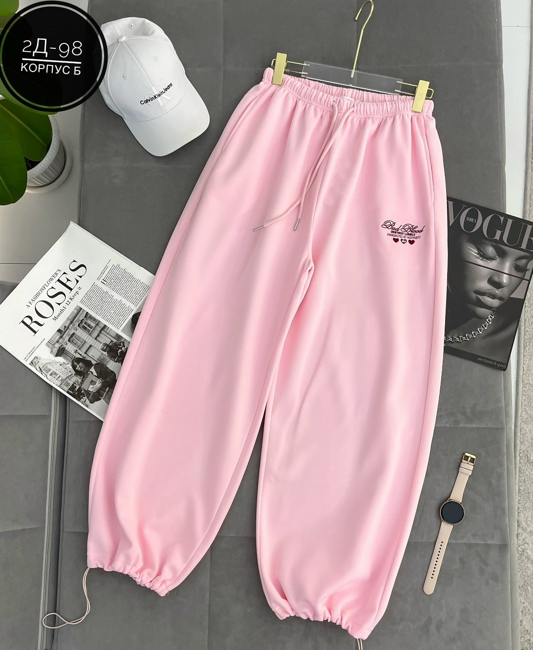 спортивные брюки,спортивные штаны женские,брюки в спортивном стиле,спортивные штаны,брюки свободные