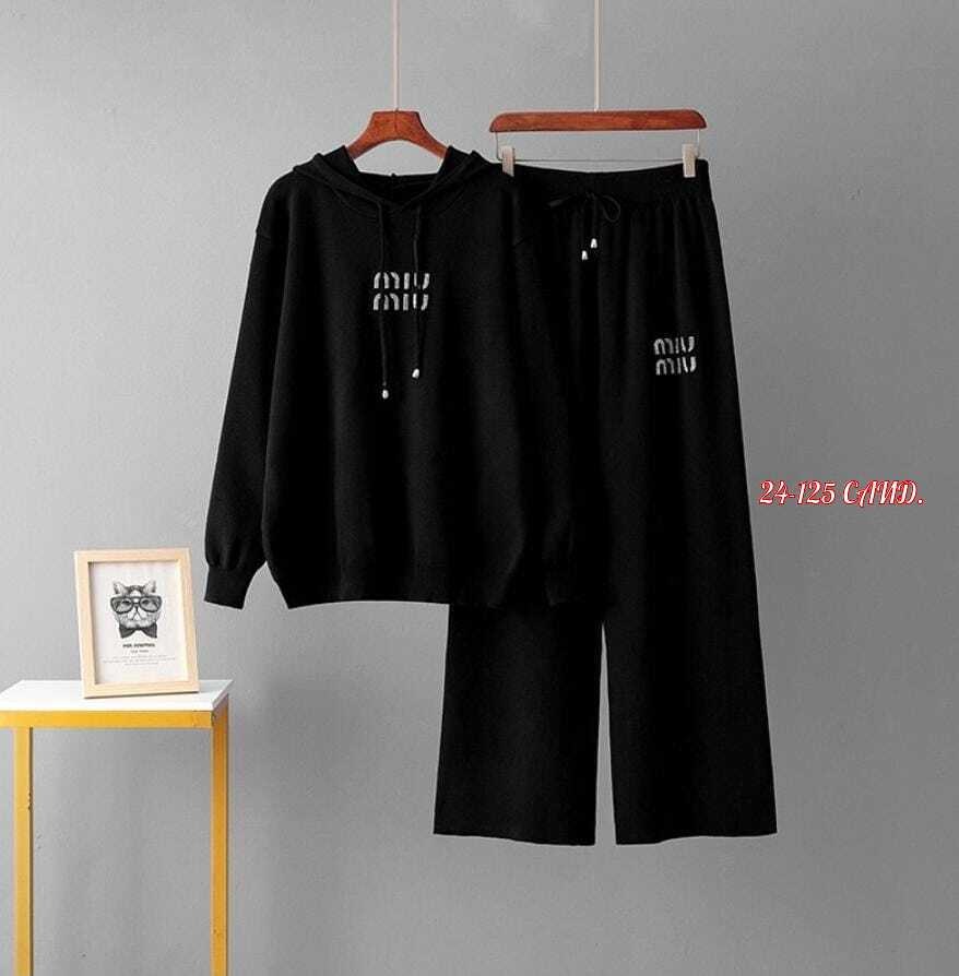 женский трикотажный костюм,трикотажный костюм с капюшоном,трикотажные костюмы,комплект одежды женские,костюм повседневный