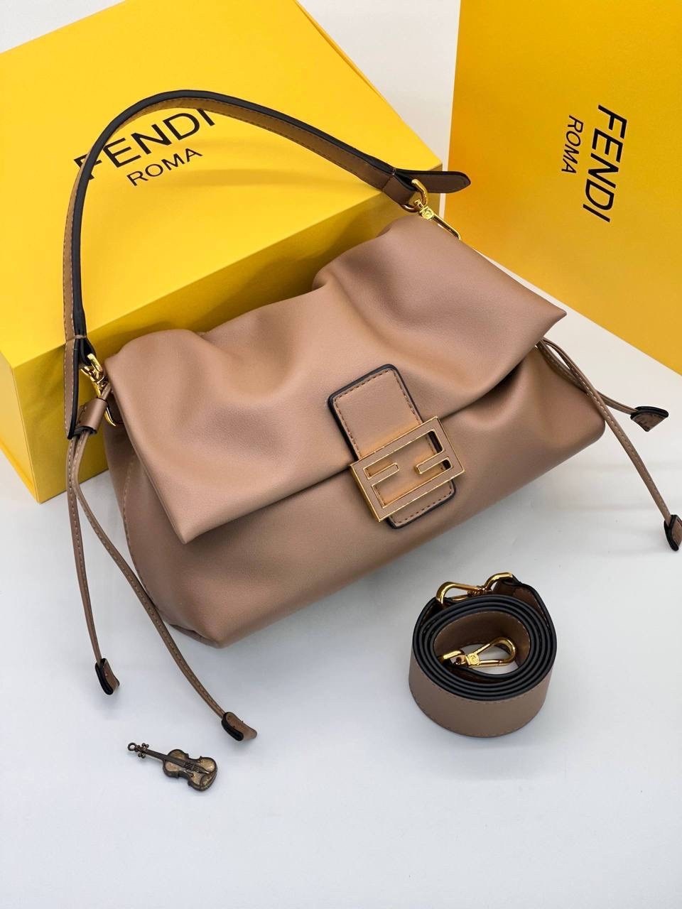 женская сумка fendi,сумка fendi,женская брендовая сумка,фенди сумка,сумка