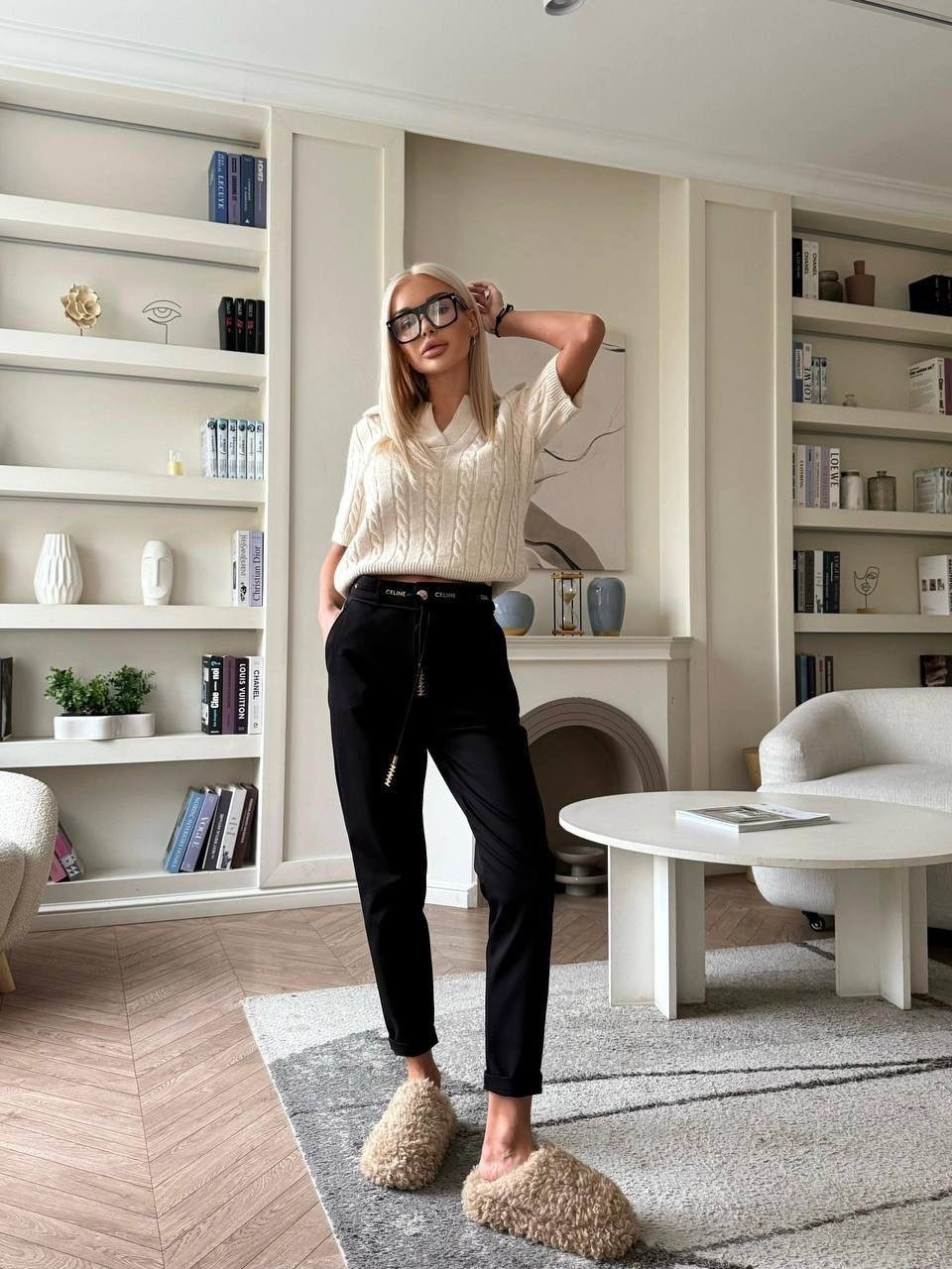 джемпер бежевый,брюки стиль,повседневный стиль,джемпер молочный