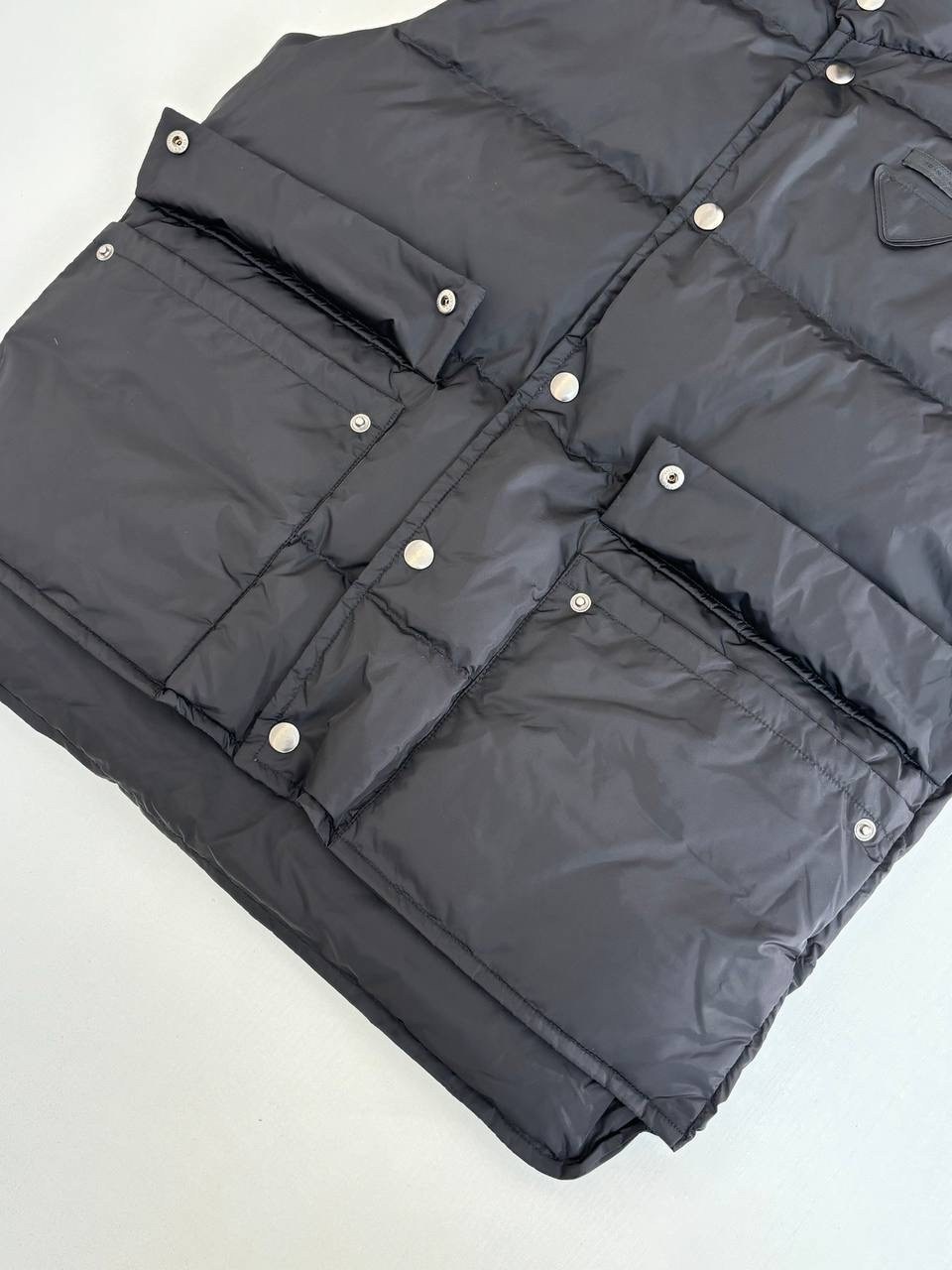 жилетка prada,жилет prada,жилетка прада,жилетка мужская prada,жилет прада