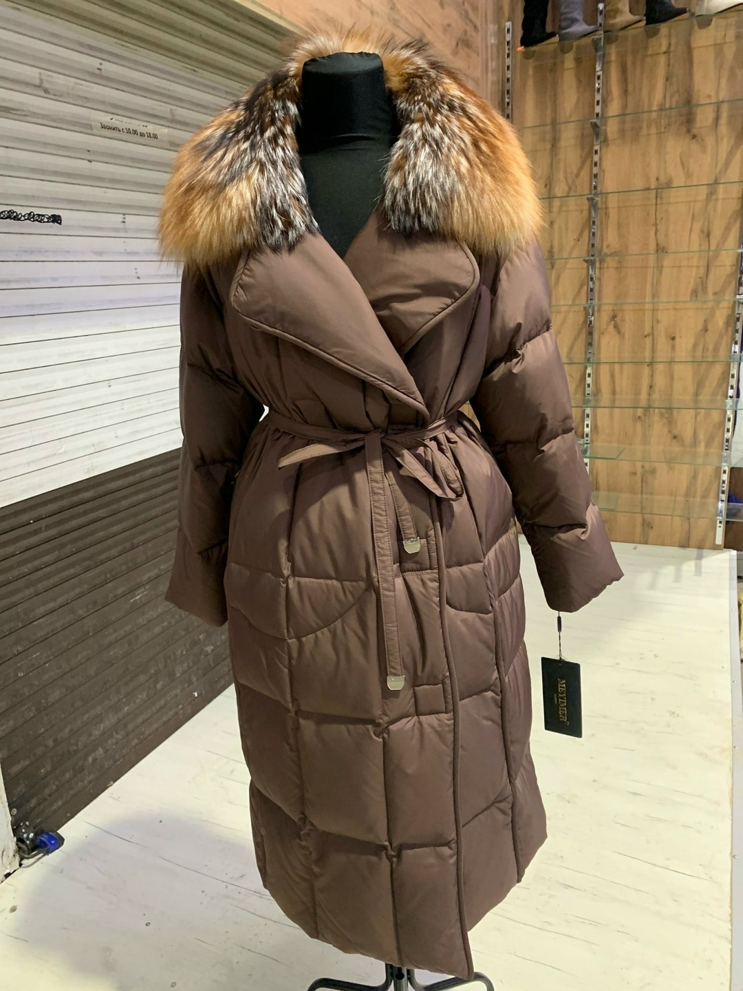 парка с натуральным мехом,парка женская с натуральным мехом,парка с мехом,женская парка с мехом,женская парка
