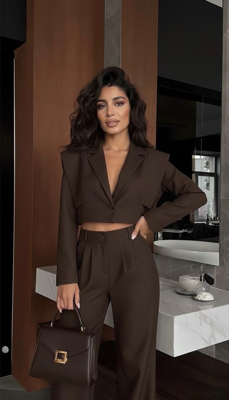 брючный костюм женский,элегантный брючный костюм,деловой костюм женский,костюм с брюками палаццо,брючный костюм повседневный